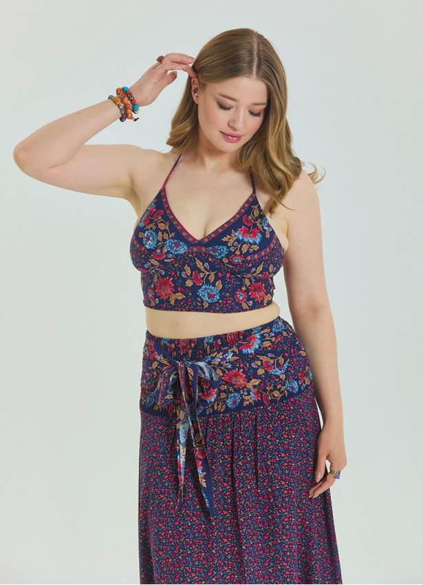 Halter Neck Open Back Pink Floral Plus Size Crop Blouse 4616